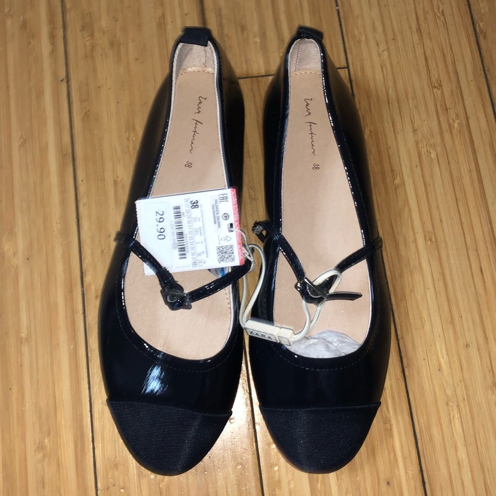 BRAND NEW Zara Girls Navy Flats